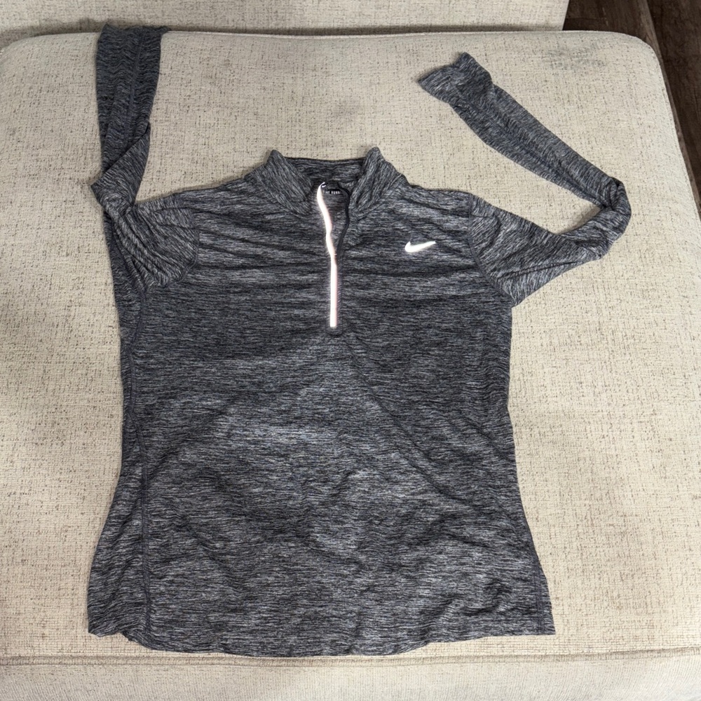 Nike Women's Heathered Gray Long Sleeve Top